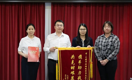 “战疫”情，比金坚
